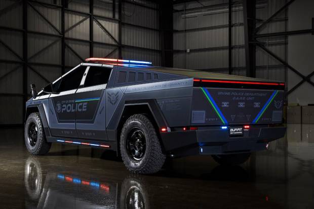 $!El Tesla Cybertruck policial