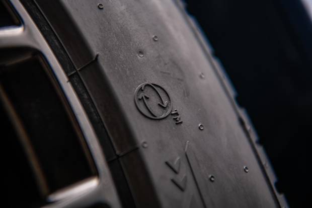 $!Este símbolo identifica los neumáticos con tecnología ELECT.