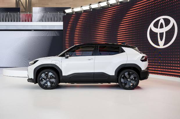 $!Toyota no se conforma con ser el rey de los coches híbridos, y refuerza su apuesta 100% eléctrica con tres nuevos SUV