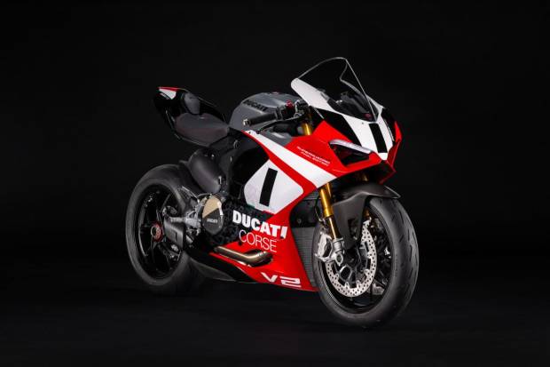 $!Ducati Panigale V2 Superquadro Final Edition