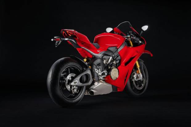 $!Ducati Panigale V4S