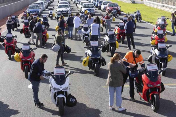 $!Solidaridad Sobre Ruedas entrega 80 vehículos a los afectados por la DANA