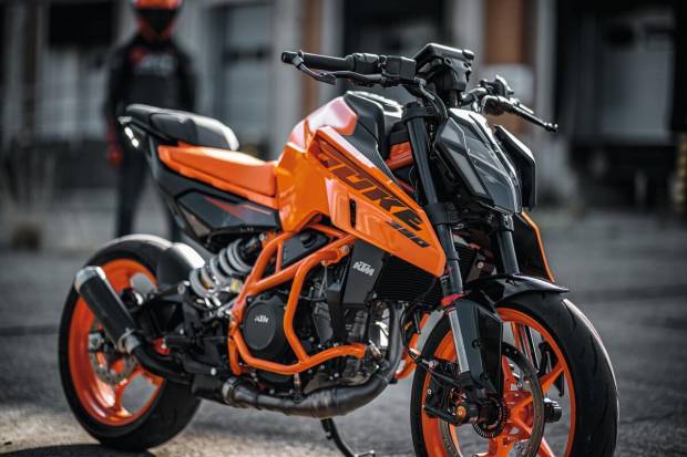 $!KTM Duke 390