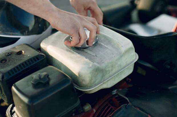 $!Rellena el líquido refrigerante, pero solo cuando esté el motor ya frío