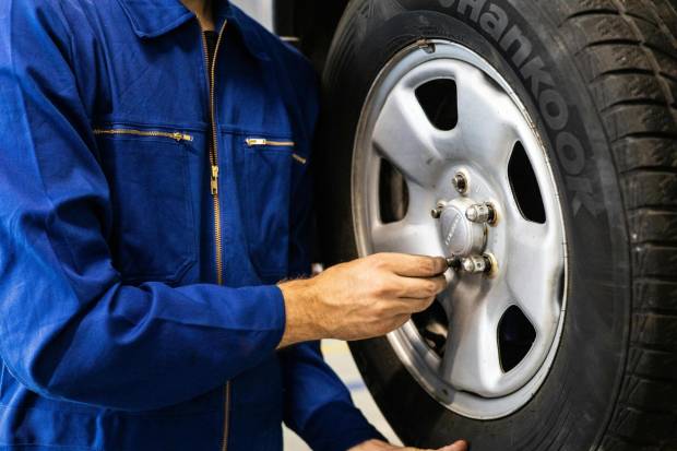 $!Realizar un pequeño mantenimiento al coche es crucial para evitar sorpresas durante le viaje