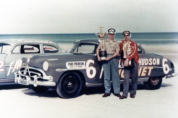 $!El Hudson Hornet que es Doc Hudson