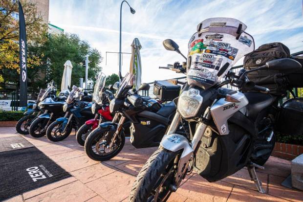 $!Más de 100.000 kilómetros en moto eléctrica