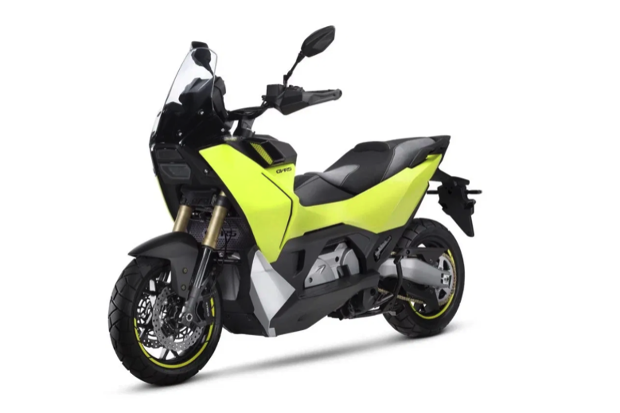 $!Kymco CV-R5