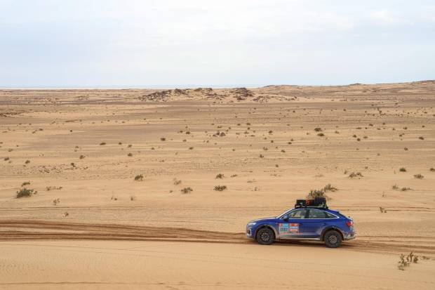 $!¿Cómo es conducir en dunas con un Q5 Sportback?