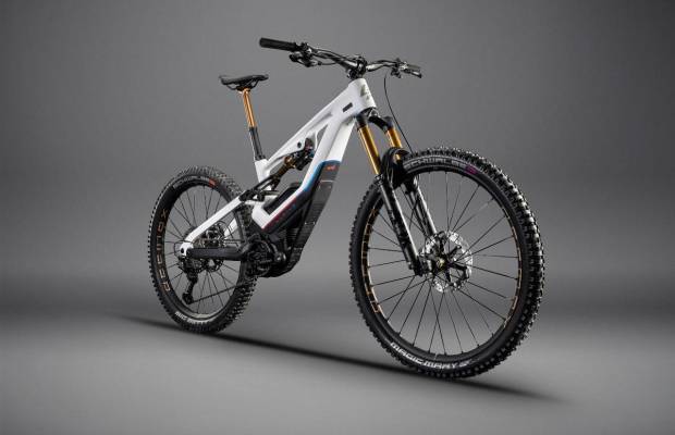 Lapierre lanza una bicicleta eléctrica de montaña inspirada en el Alpine A290_β