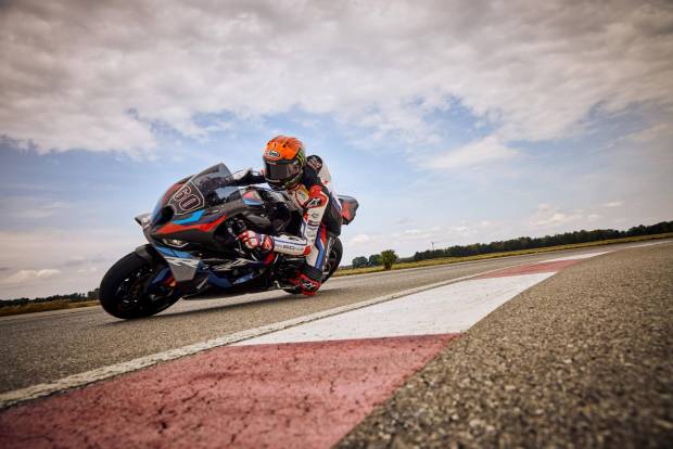 $!BMW M 1000 RR y M 1000 RR M Competition: ADN de circuito