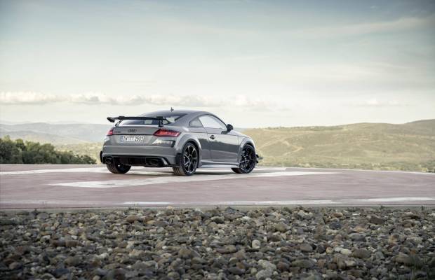 $!Audi TT RS Coupé Iconic Edition