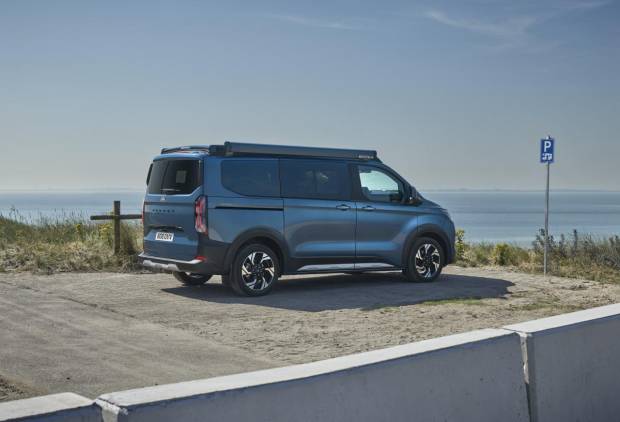 $!La Ford Transit Custom Nugget Active PHEV