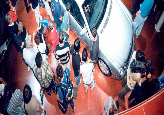 $!El Mercedes-Benz CL Coupé en el Salón del Automóvil de Barcelona 1999