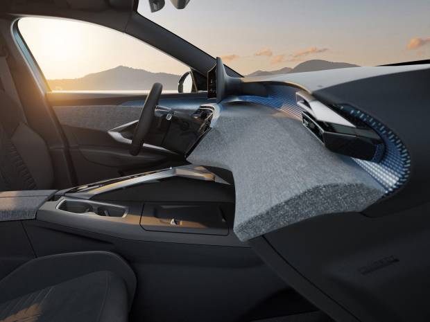$!Peugeot i-Cockpit, la visión que cumple una década