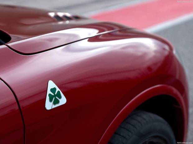 $!Alfa Romeo celebra el centenario de Quadrifoglio y Autodelta con un nuevo logotipo