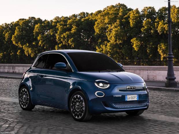 $!Fiat 500