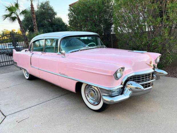 $!Cadillac Fleetwood de 1955