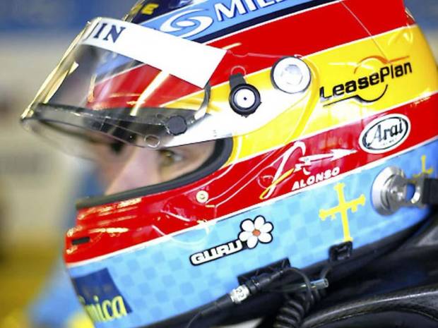 $!Fernando Alonso llevaba a la marca italiana en el casco