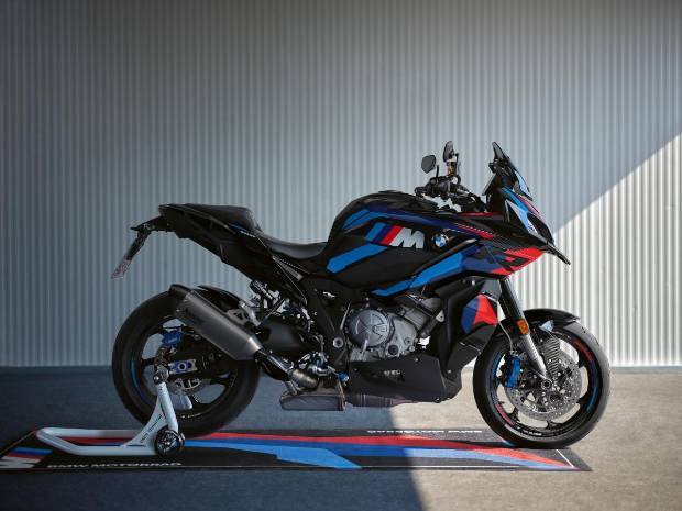 $!BMW M 1000 XR