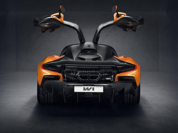 $!El McLaren W1 pulveriza los registros del F1 y el P1