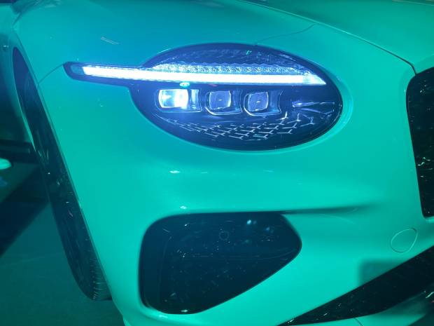 $!Los nuevos faros del Bentley Continental GT