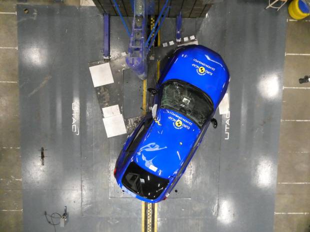 $!El Honda Civic e:HEV durante las pruebas Euro NCAP