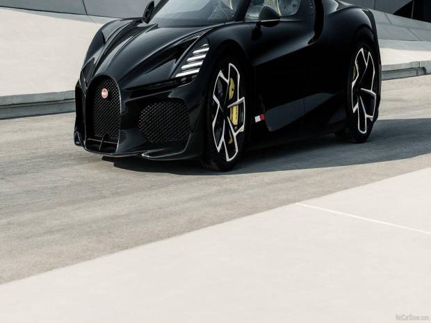 $!Bugatti Mistral