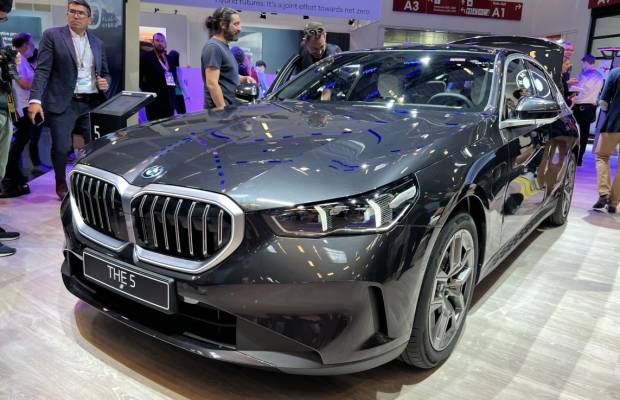 BMW Serie 5: con etiqueta ECO y una variante eléctrica