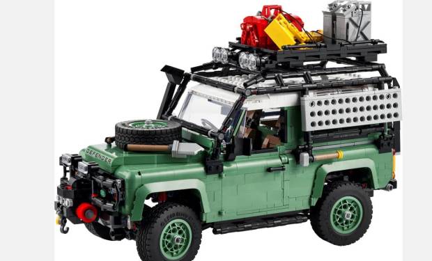 $!El Land Rover Classic Defender 90 de Lego