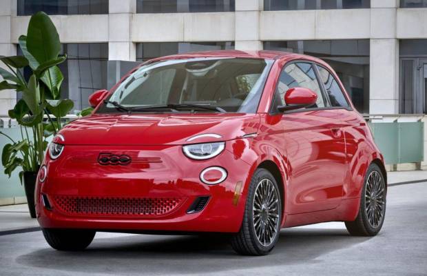 Fiat confirma una versión MHEV del 500e