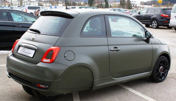 Así es el Fiat 500 de tres ruedas visto en Marbella: ¿cuál es su historia?