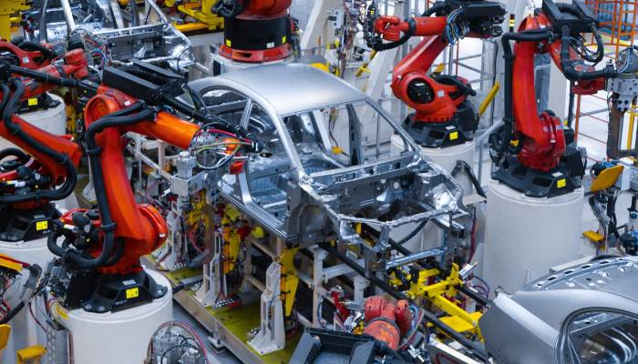 La producción de vehículos en España sube un 13% hasta octubre