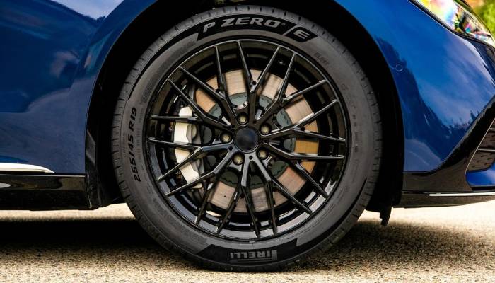 El nuevo neumático Pirelli P Zero E
