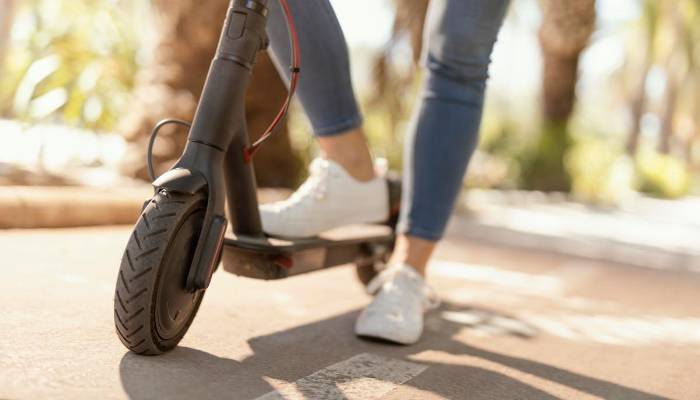 El 23% de los españoles tiene la intención de comprar una bici o un patinete eléctrico