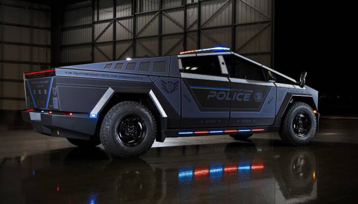 El primer Tesla Cybertruck policial ya patrulla las calles de Irvine, California