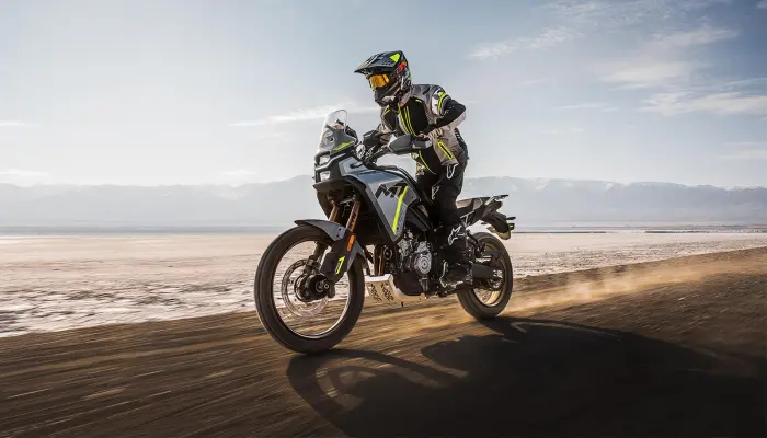 CFMOTO 450MT