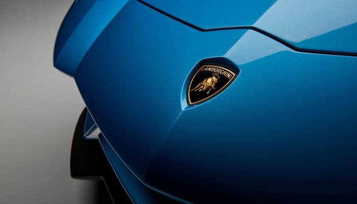 Así será el primer híbrido enchufable de Lamborghini