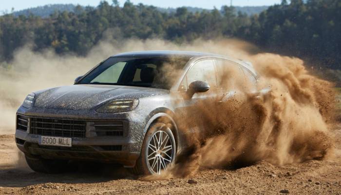Porsche Cayenne: Más potencia y autonomía