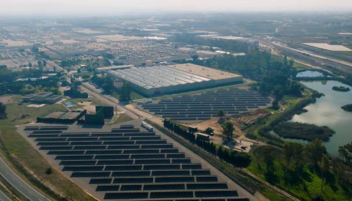 Ford instala una nueva planta de energía solar en la fábrica de Almussafes