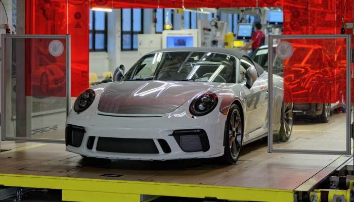 El último Porsche 911 de la generación 991 sale de la línea de producción