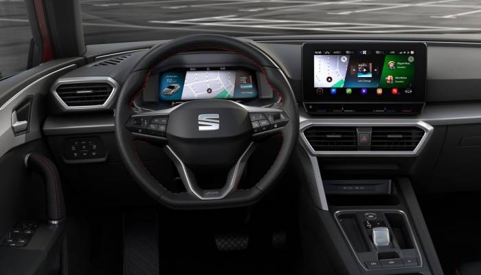 Seat recrea el interior del nuevo León en realidad virtual para 'conducirlo' desde casa