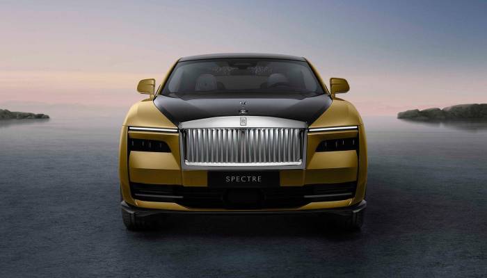 Rolls-Royce, sorprendida con la demanda del eléctrico Spectre