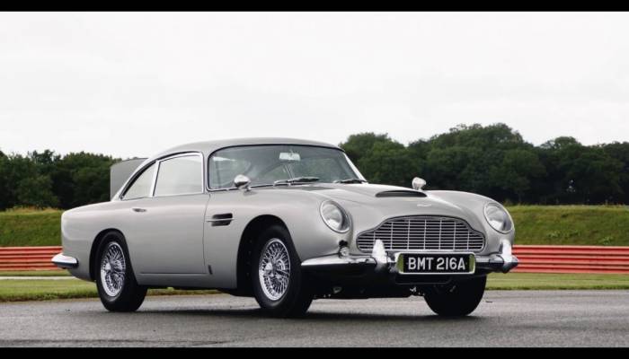 Aston Martin lanza 25 unidades del DB5 de James Bond