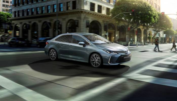 Toyota Corolla Sedan Electric Hybrid 2021, a la venta en España desde 21.950 euros