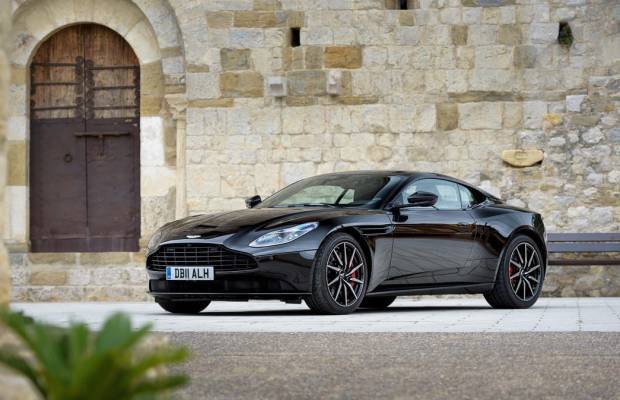 Aston Martin presenta su futuro este verano