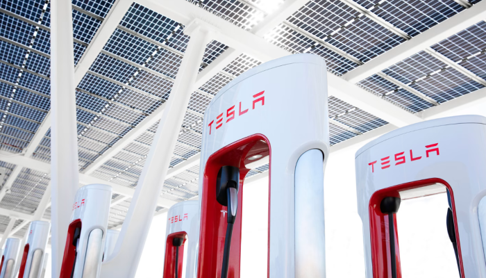 Tesla ya cuenta con más de 720 puntos de carga en España