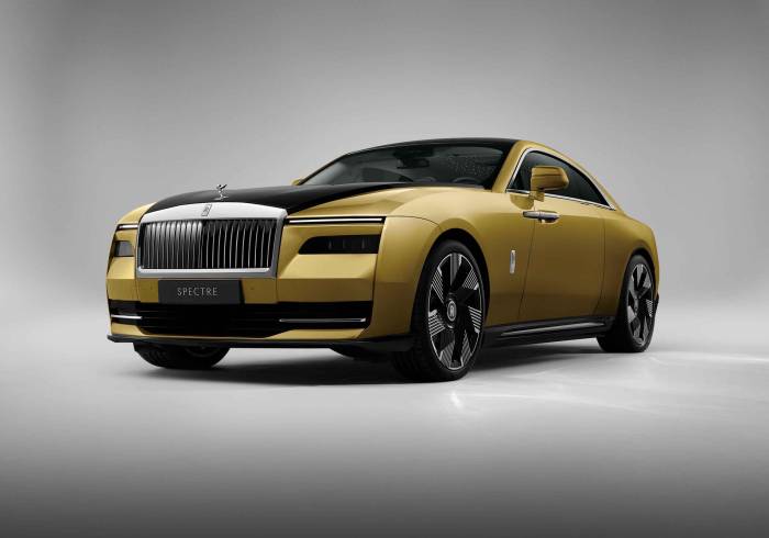 Rolls-Royce presenta su primer coche eléctrico, el Spectre