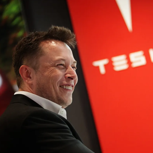Los beneficios por unidad de Tesla se desplomaron en 2023