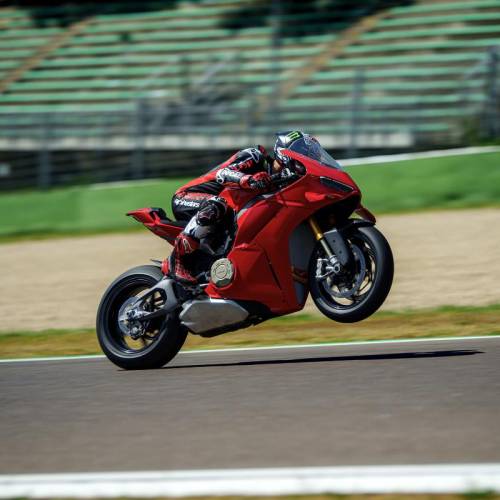 Ducati Panigale V4S: un ‘juguete’ para mayores con ADN de MotoGP